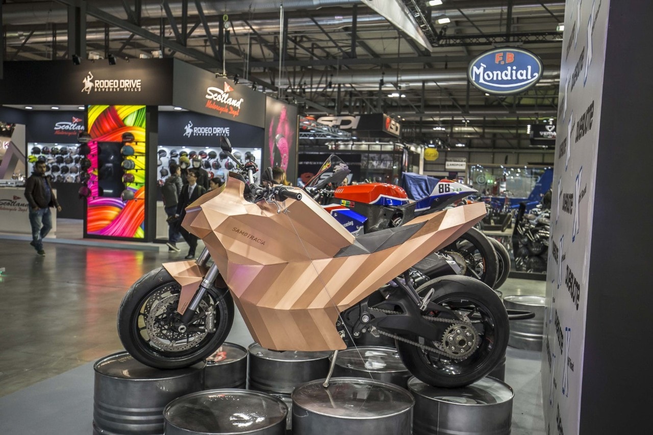 Lo stand di Dueruote a EICMA 2018