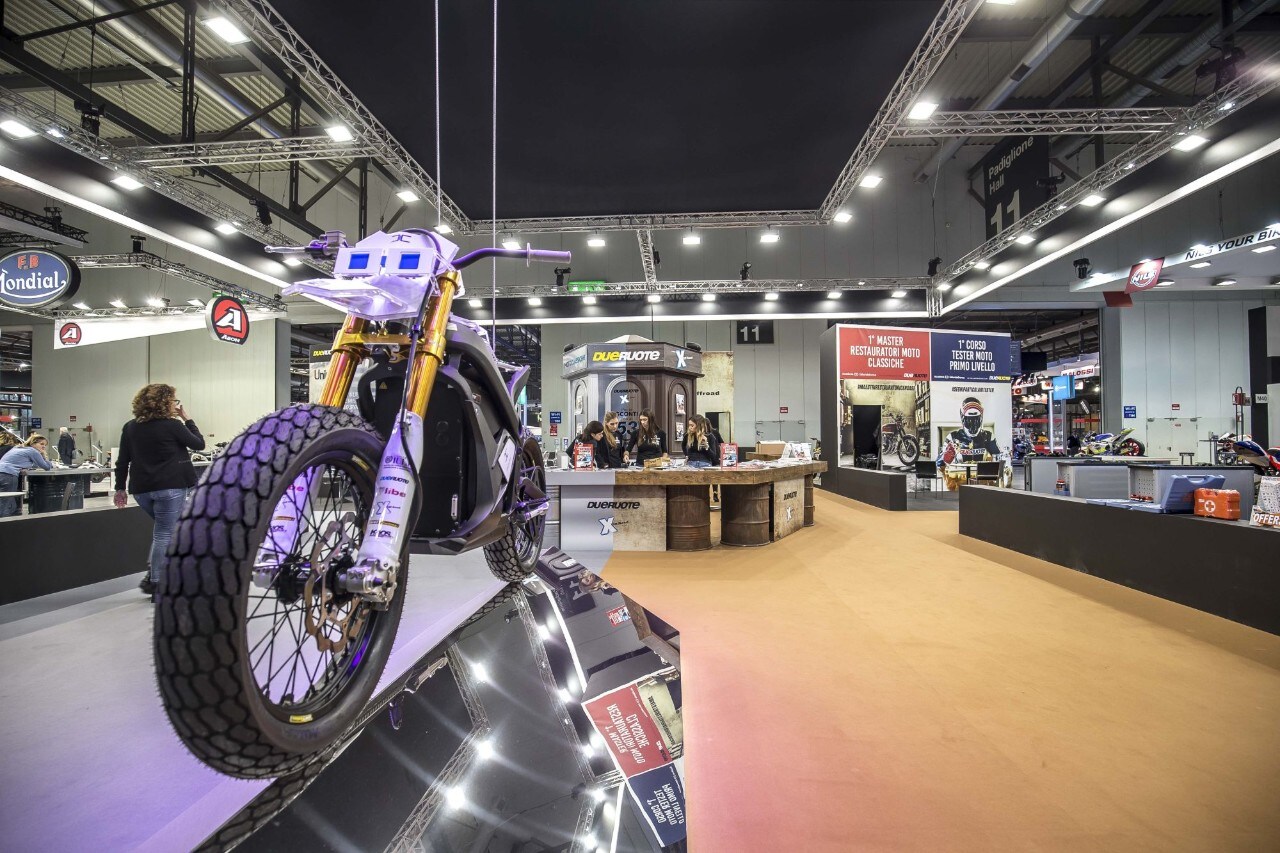 Lo stand di Dueruote a EICMA 2018