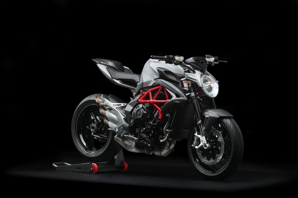 MV Agusta Brutale 800 e F3 675 35 kW