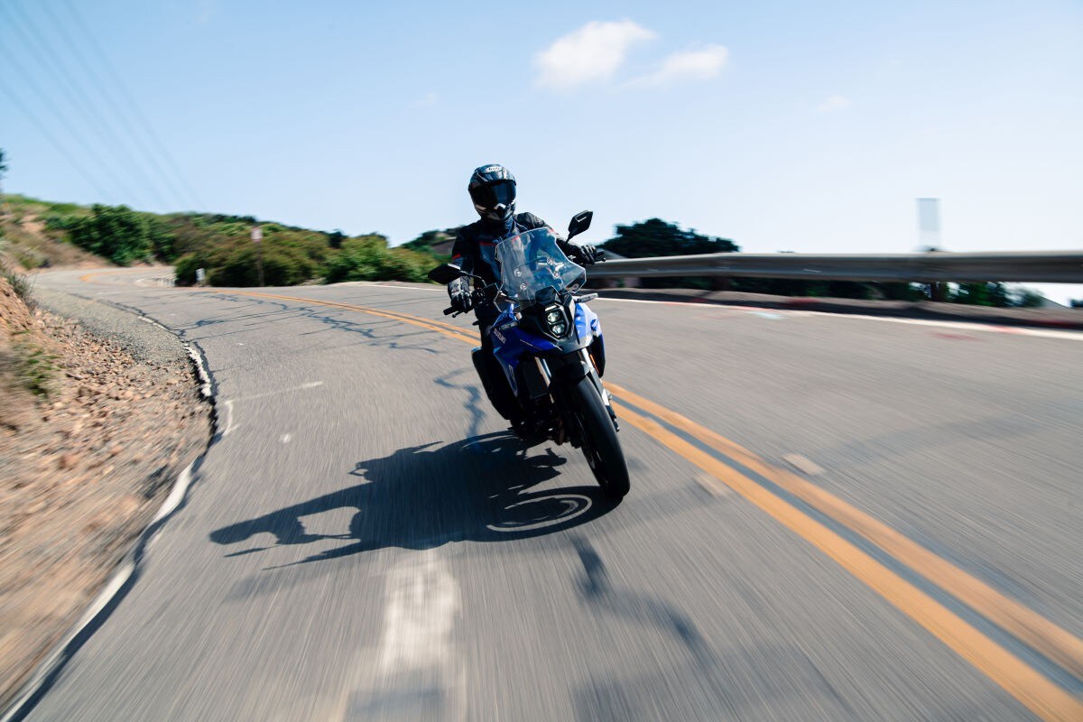 Suzuki V-Strom 800 SE: tutte le immagini