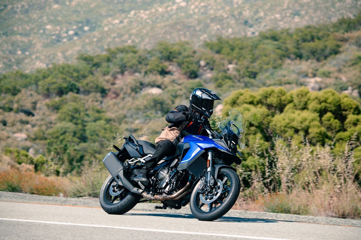 Suzuki V-Strom 800 SE: tutte le immagini