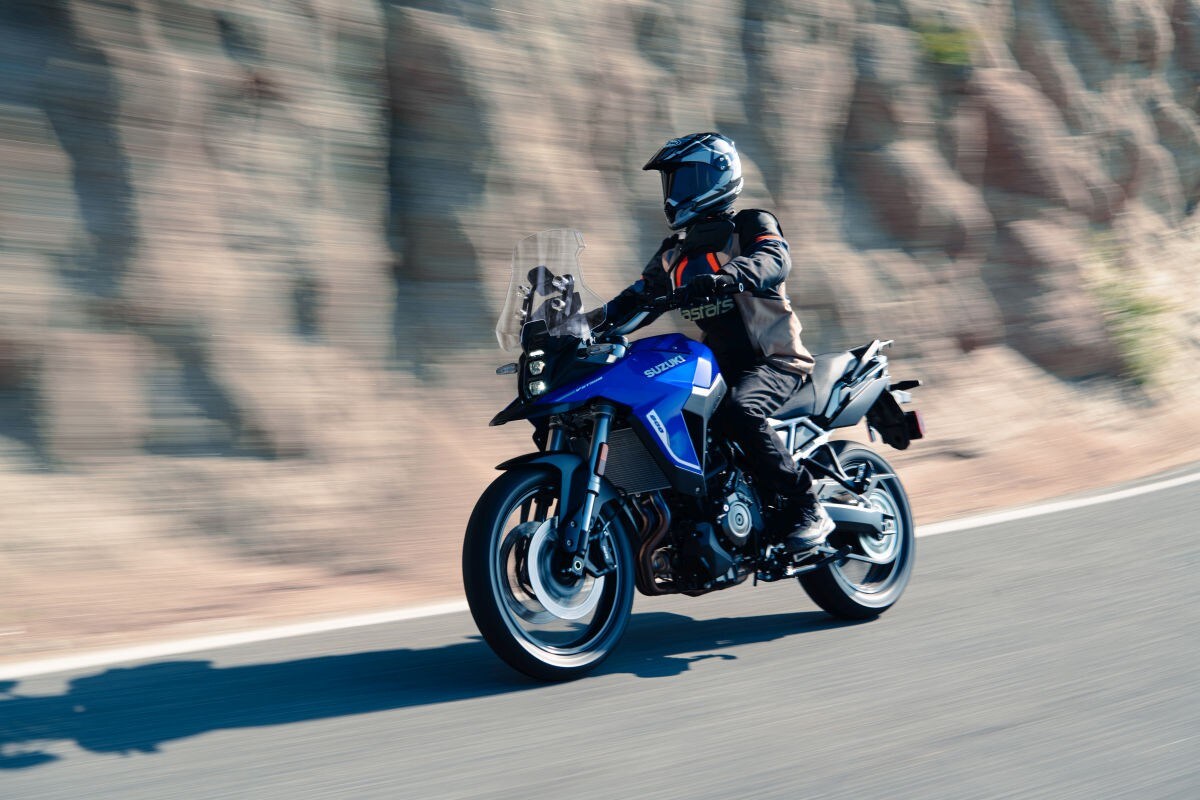 Suzuki V-Strom 800 SE: tutte le immagini