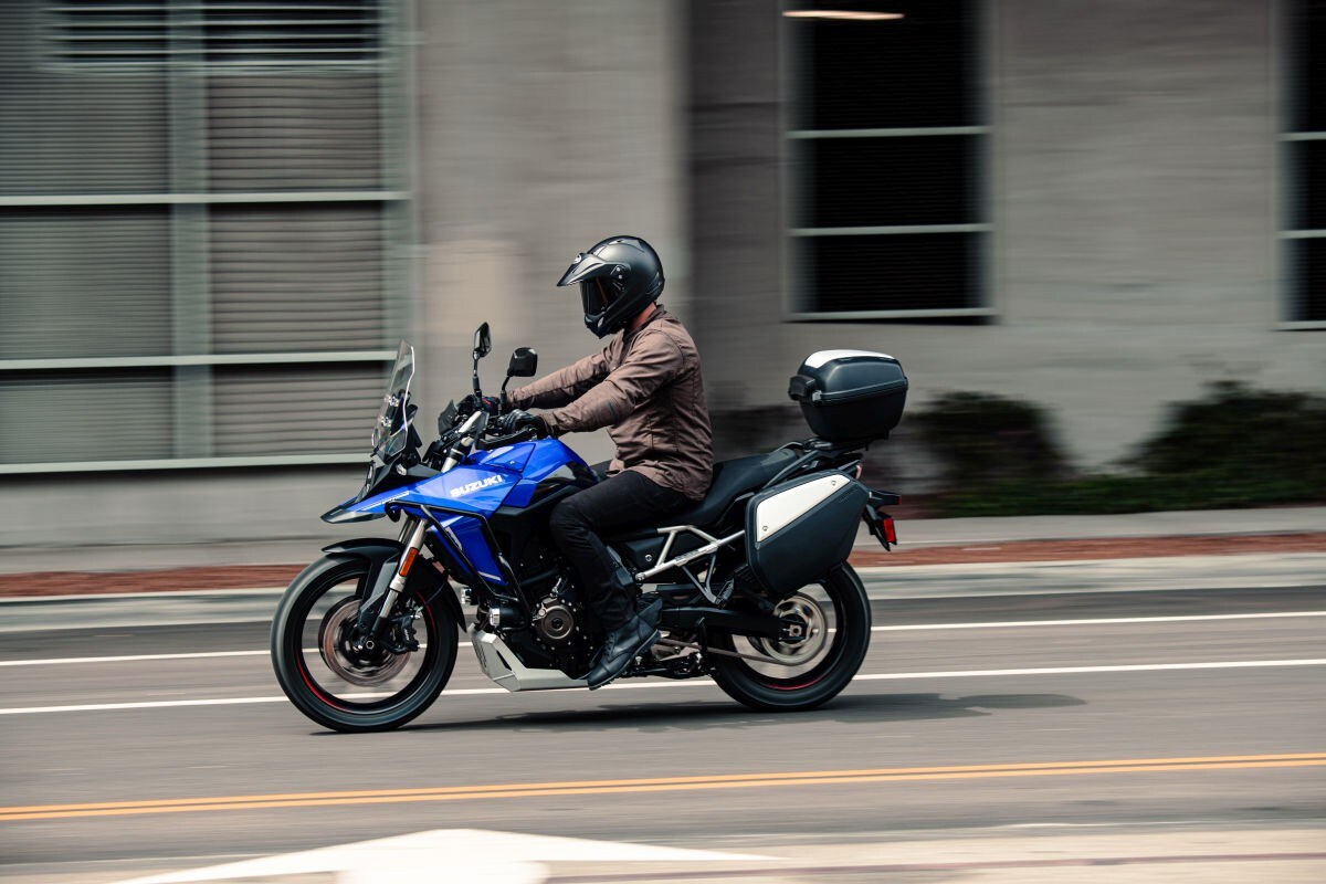 Suzuki V-Strom 800 SE: tutte le immagini