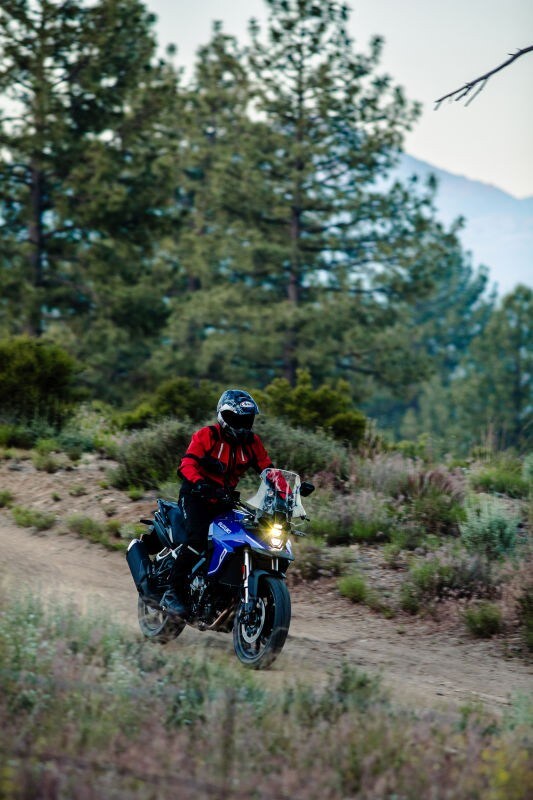 Suzuki V-Strom 800 SE: tutte le immagini