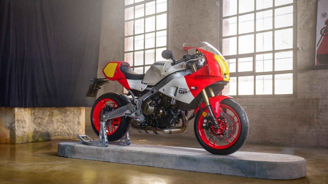 Yamaha XSR900 GP: tutte le immagini