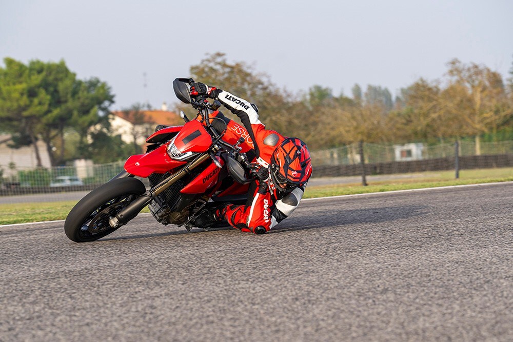 Ducati Hypermotard 698 Mono: tutte le immagini