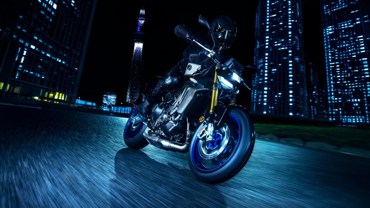 Yamaha MT-09 SP 2024: tutte le immagini