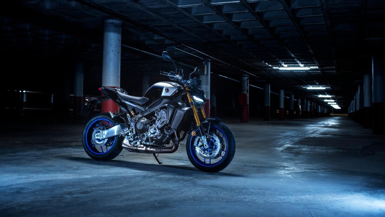 Yamaha MT-09 SP 2024: tutte le immagini