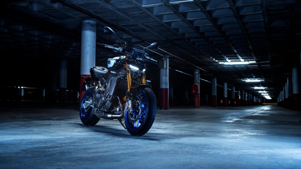 Yamaha MT-09 SP 2024: tutte le immagini
