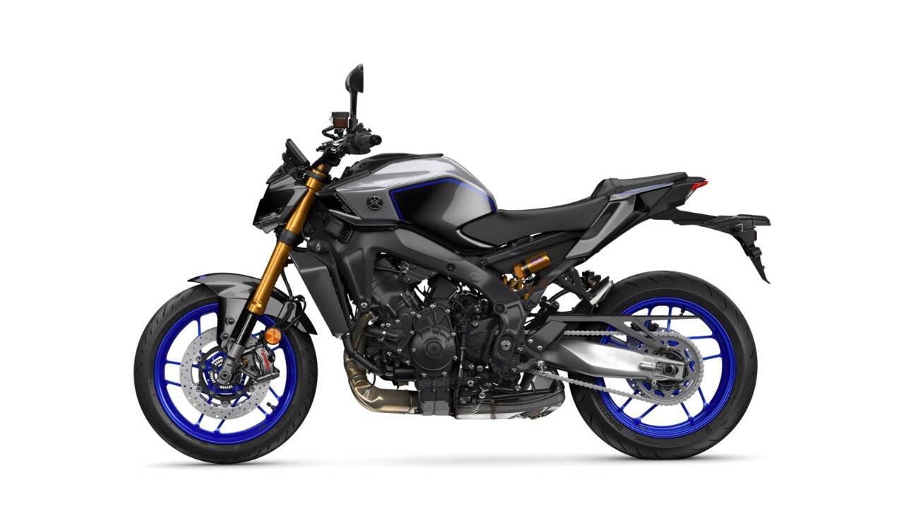 Yamaha MT-09 SP 2024: tutte le immagini