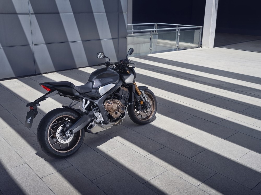 Honda CB650R: tutte le immagini