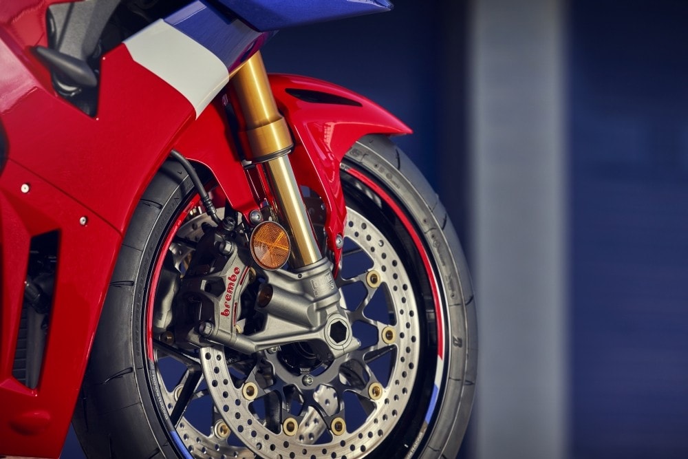 Honda CBR1000RR-R Fireblade: tutte le immagini