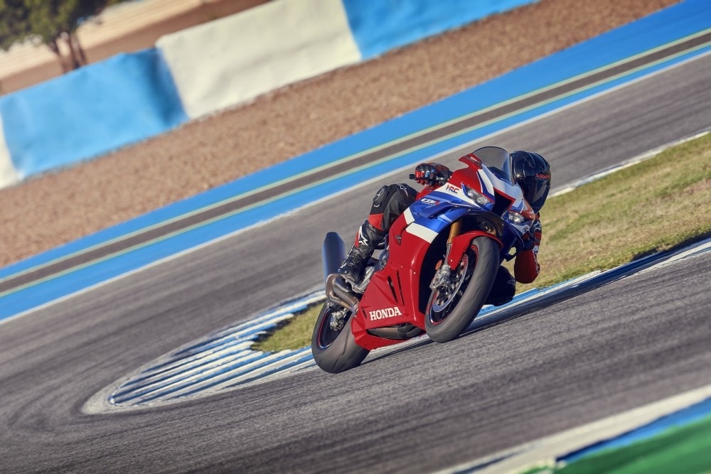 Honda CBR1000RR-R Fireblade: tutte le immagini