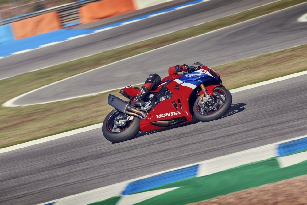 Honda CBR1000RR-R Fireblade: tutte le immagini