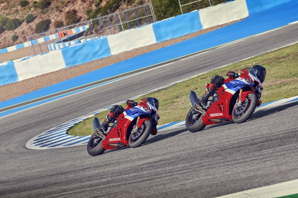 Honda CBR1000RR-R Fireblade: tutte le immagini