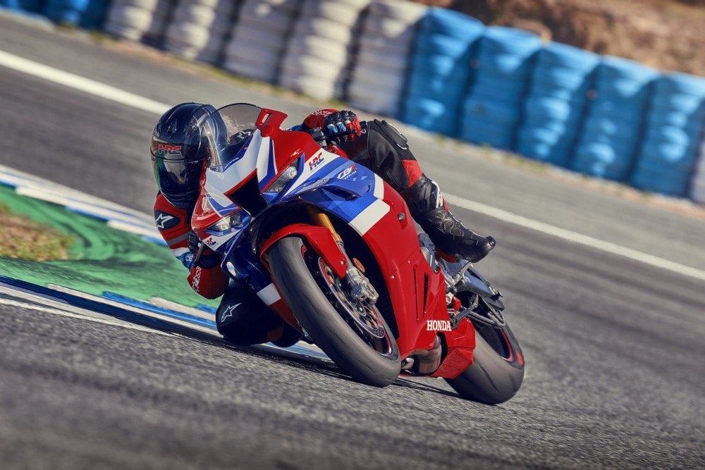 Honda CBR1000RR-R Fireblade: tutte le immagini