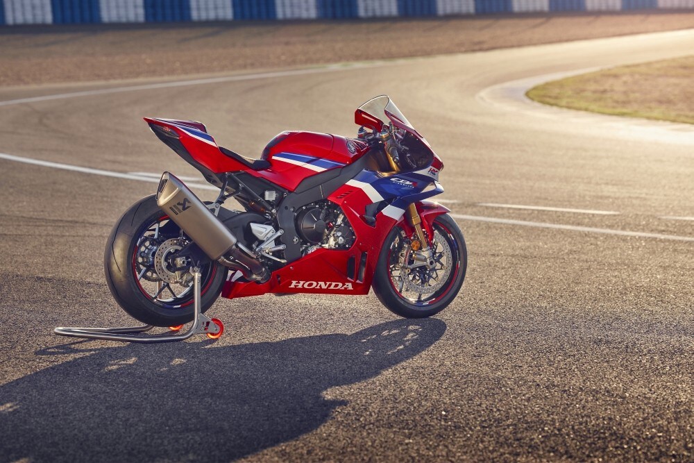Honda CBR1000RR-R Fireblade: tutte le immagini