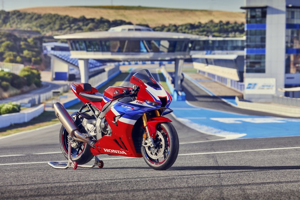 Honda CBR1000RR-R Fireblade: tutte le immagini