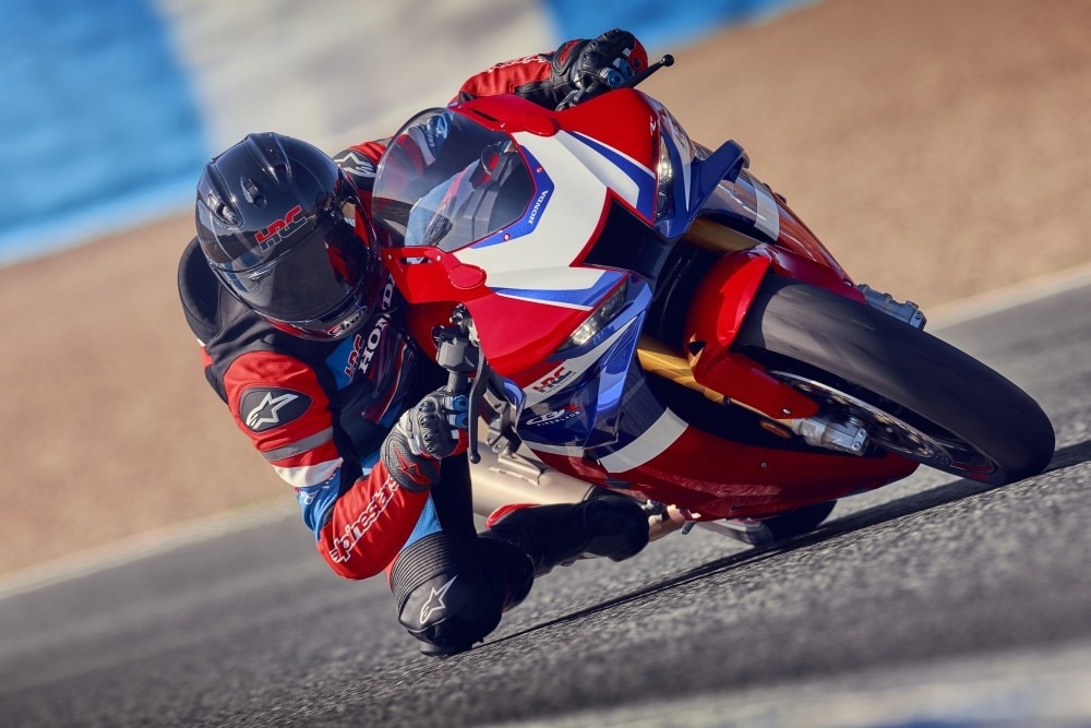 Honda CBR1000RR-R Fireblade: tutte le immagini