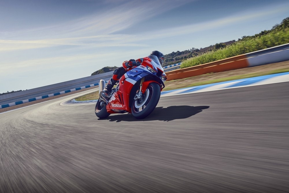 Honda CBR1000RR-R Fireblade: tutte le immagini