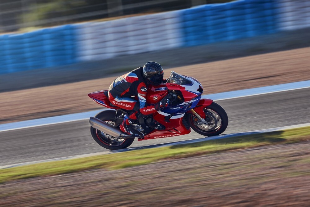Honda CBR1000RR-R Fireblade: tutte le immagini