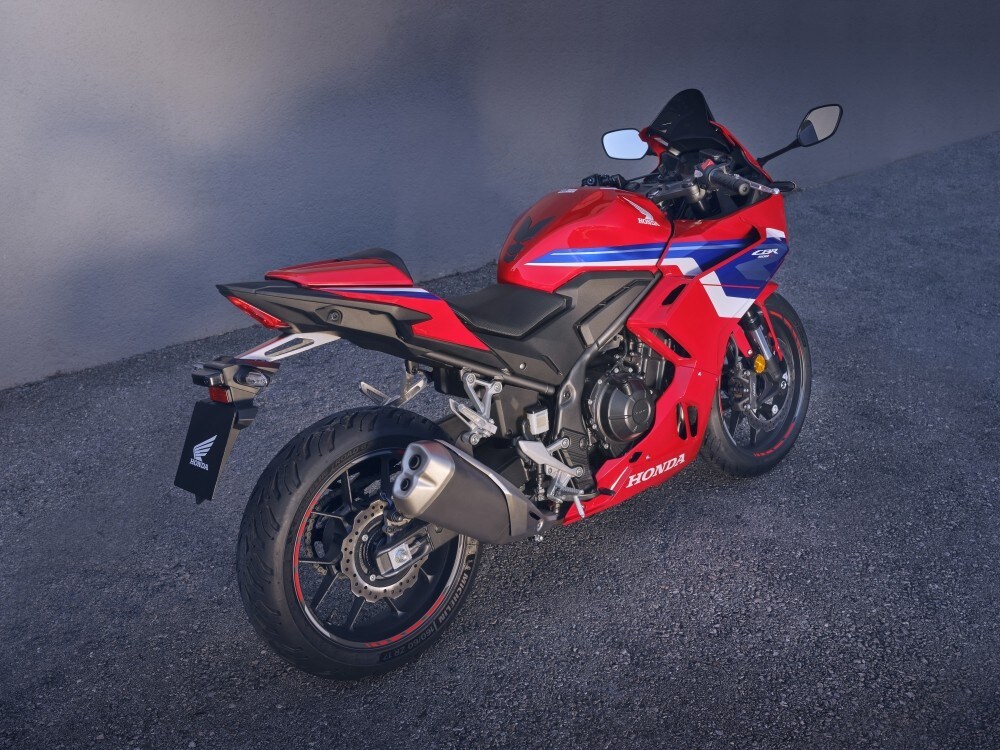 Honda CBR500R: tutte le immagini