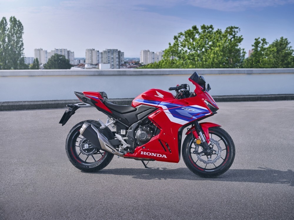 Honda CBR500R: tutte le immagini