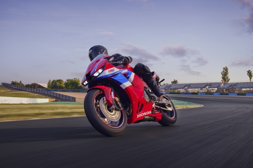 Honda CBR600RR: tutte le immagini
