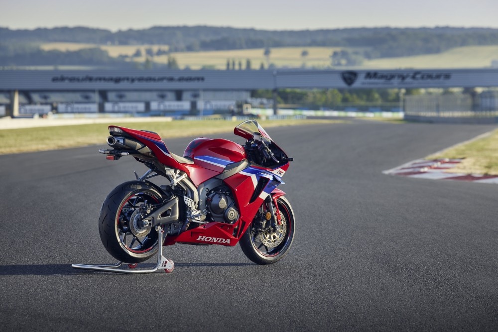 Honda CBR600RR: tutte le immagini