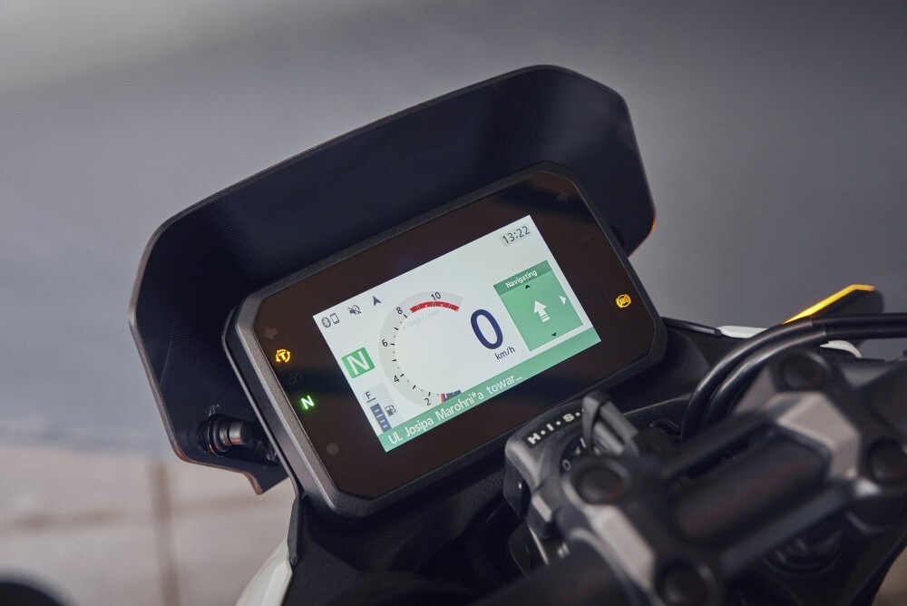 Honda Hornet 500: tutte le immagini