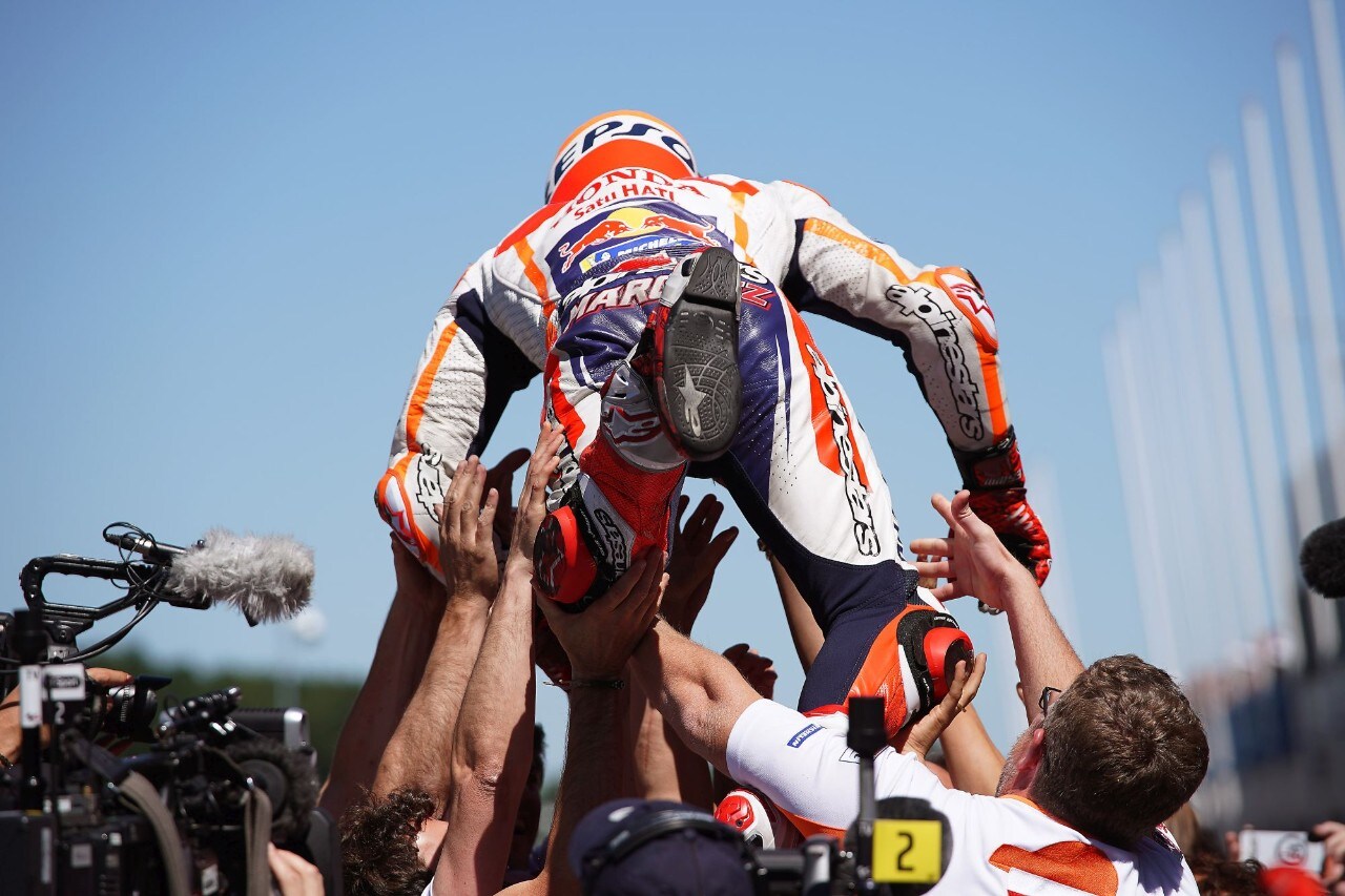 Dopo lo zero di Misano ad Assen Marc Marquez è di nuovo sul gradino più alto del podio