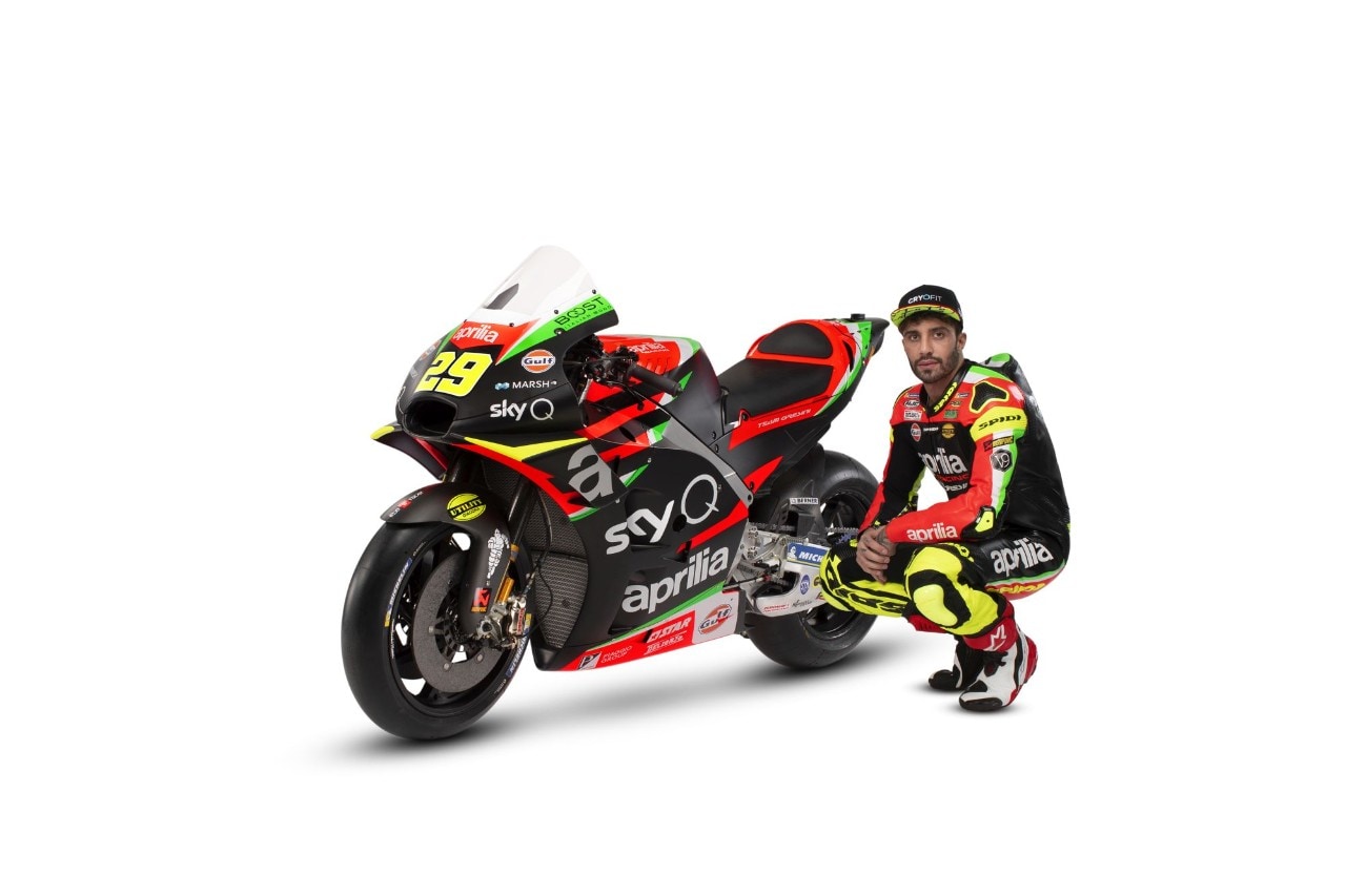 Aprilia svela la RS-GP, la MotoGP di Iannone ed Espargarò