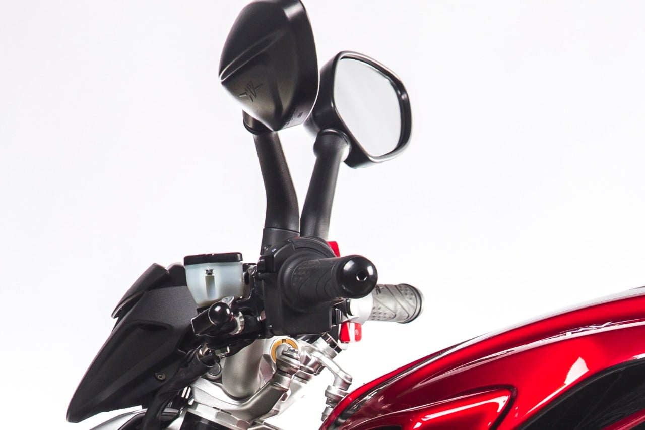 Specchietti Moto: dimensioni, omologazione e costo - Dueruote