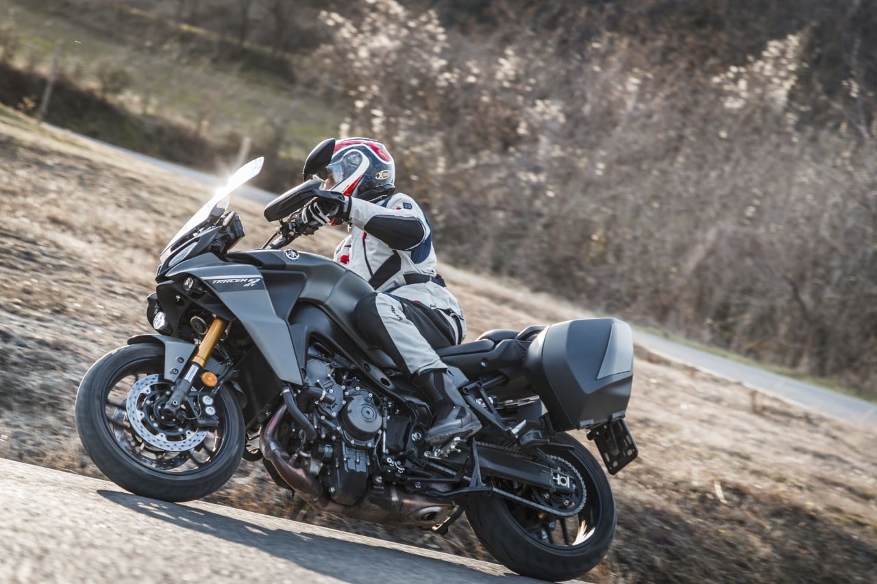 Honda NT1100 DCT VS Yamaha Tracer 9 GT: viaggiatori cercasi
