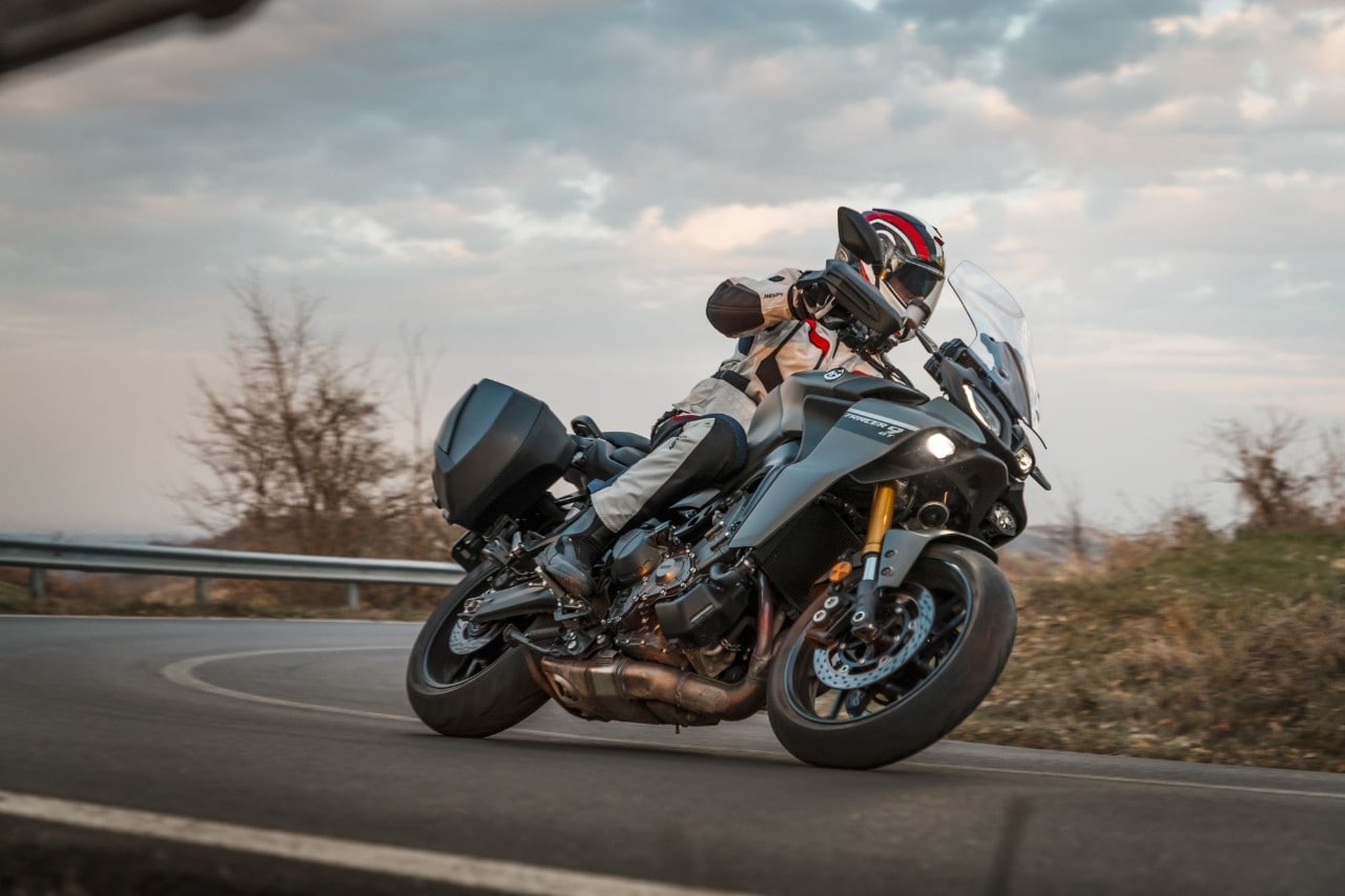 Honda NT1100 DCT VS Yamaha Tracer 9 GT: viaggiatori cercasi