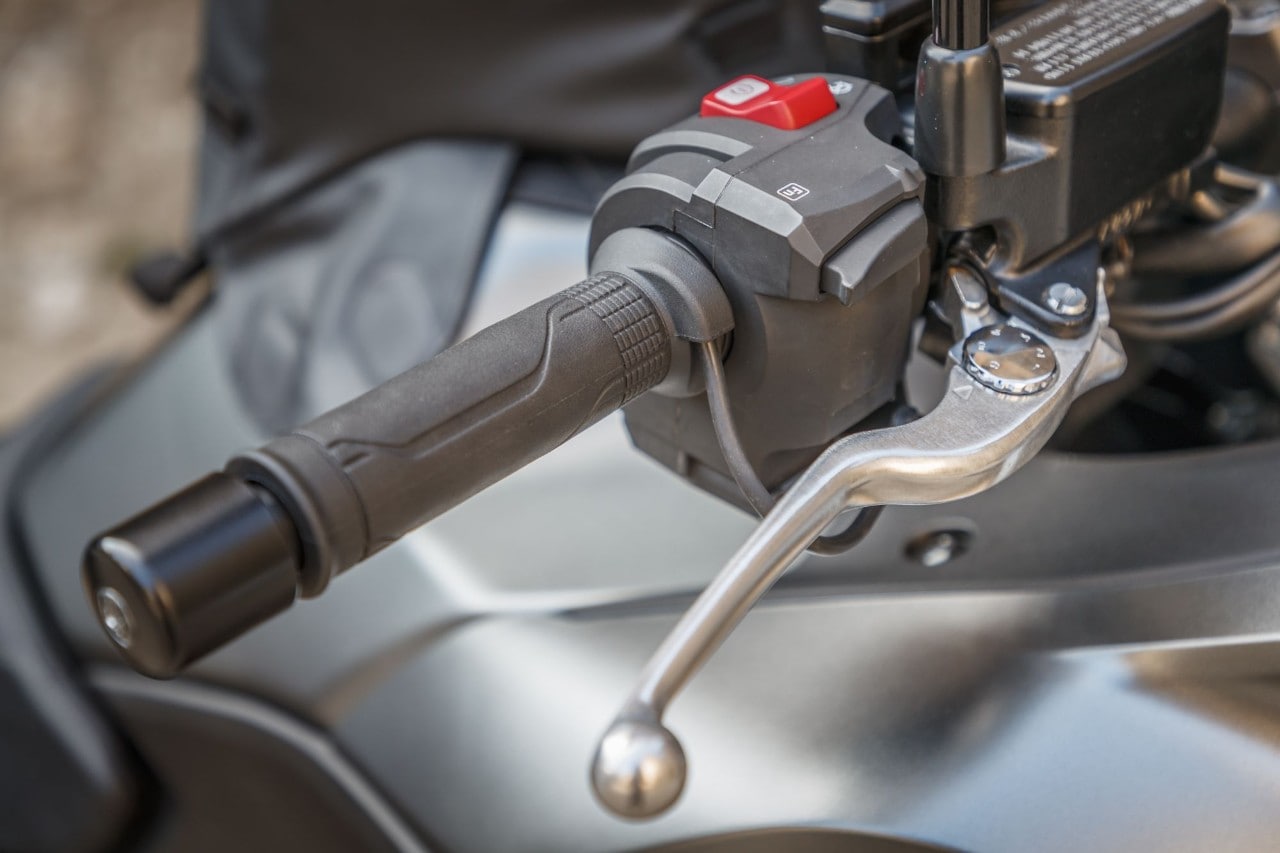 Honda NT1100 DCT VS Yamaha Tracer 9 GT: viaggiatori cercasi