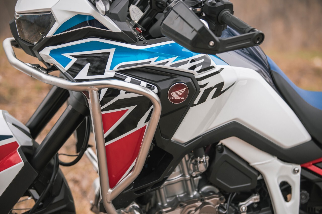 Honda Africa Twin 1100 VS Husqvarna Norden 901: non  SOLO rally!