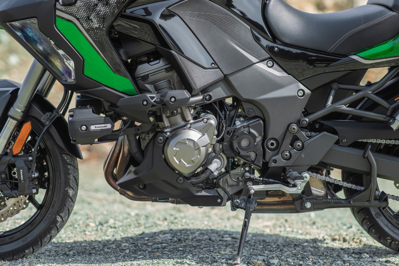 Kawasaki Versys 1000 SE Grand Tourer VS Suzuki GSX-S 1000 GT, variazioni sul tema!