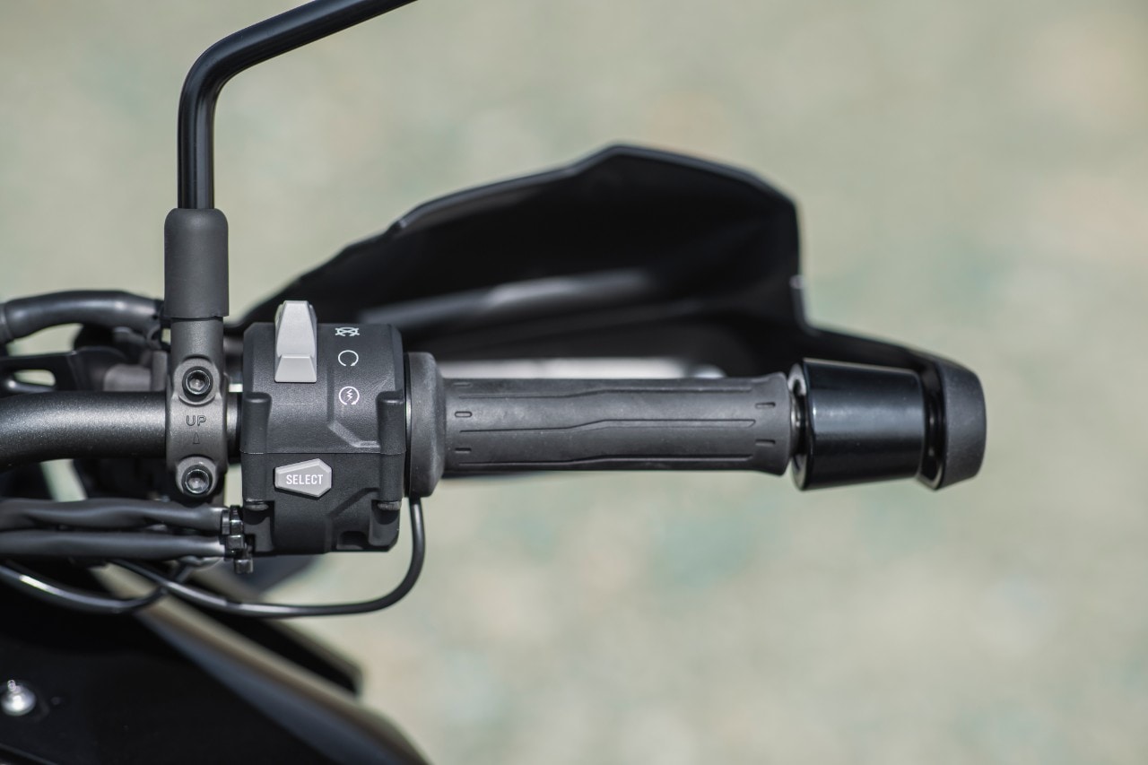 Kawasaki Versys 1000 SE Grand Tourer VS Suzuki GSX-S 1000 GT, variazioni sul tema!