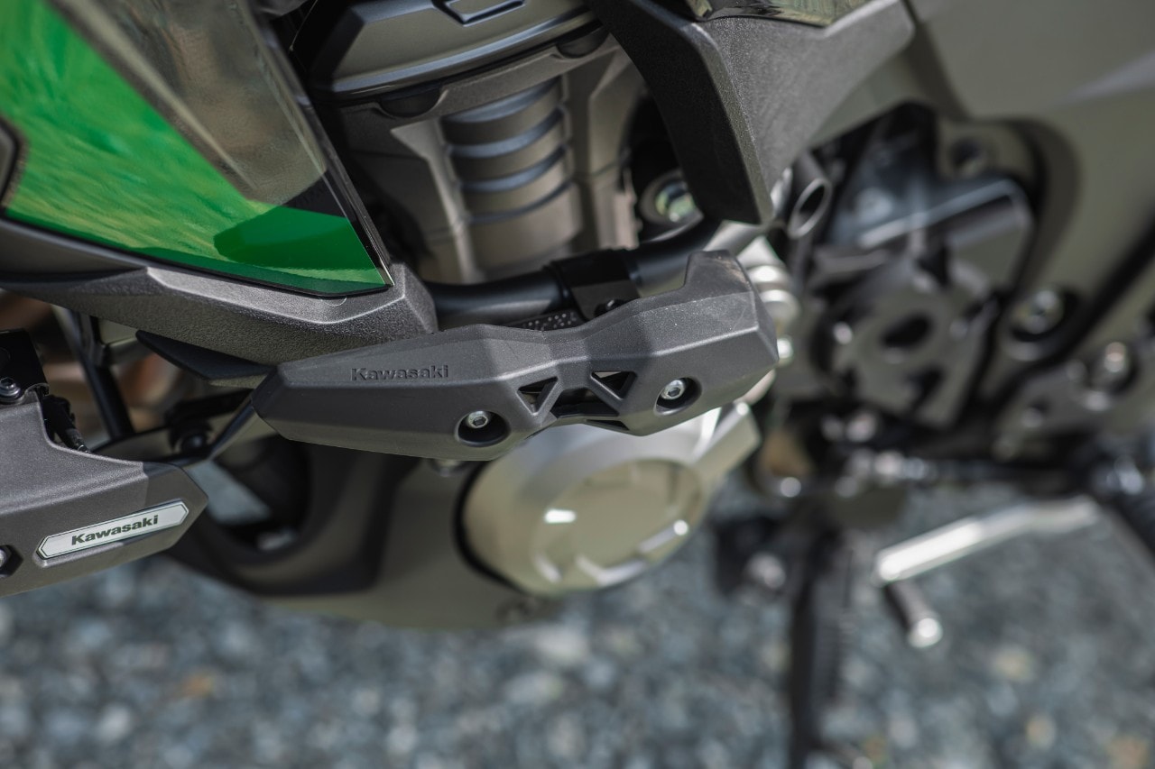 Kawasaki Versys 1000 SE Grand Tourer VS Suzuki GSX-S 1000 GT, variazioni sul tema!