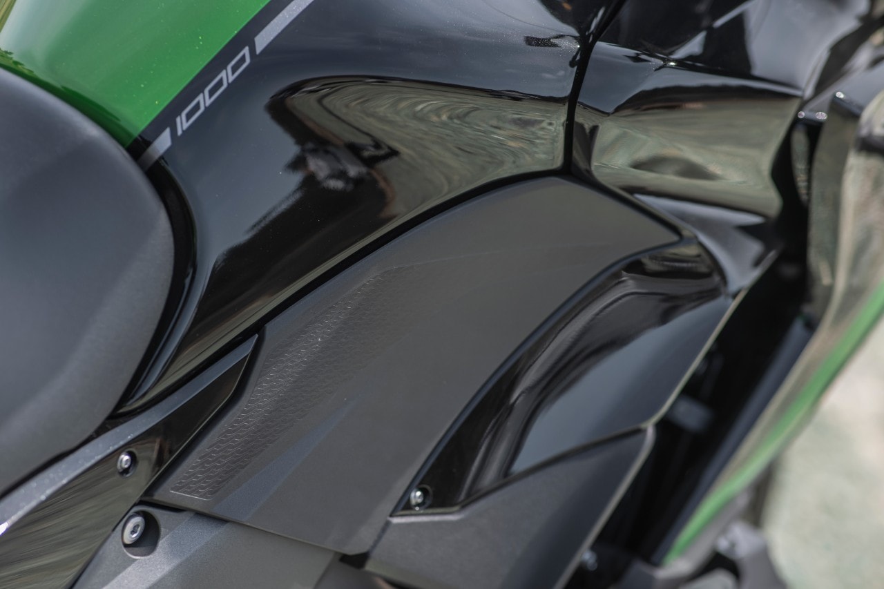 Kawasaki Versys 1000 SE Grand Tourer VS Suzuki GSX-S 1000 GT, variazioni sul tema!