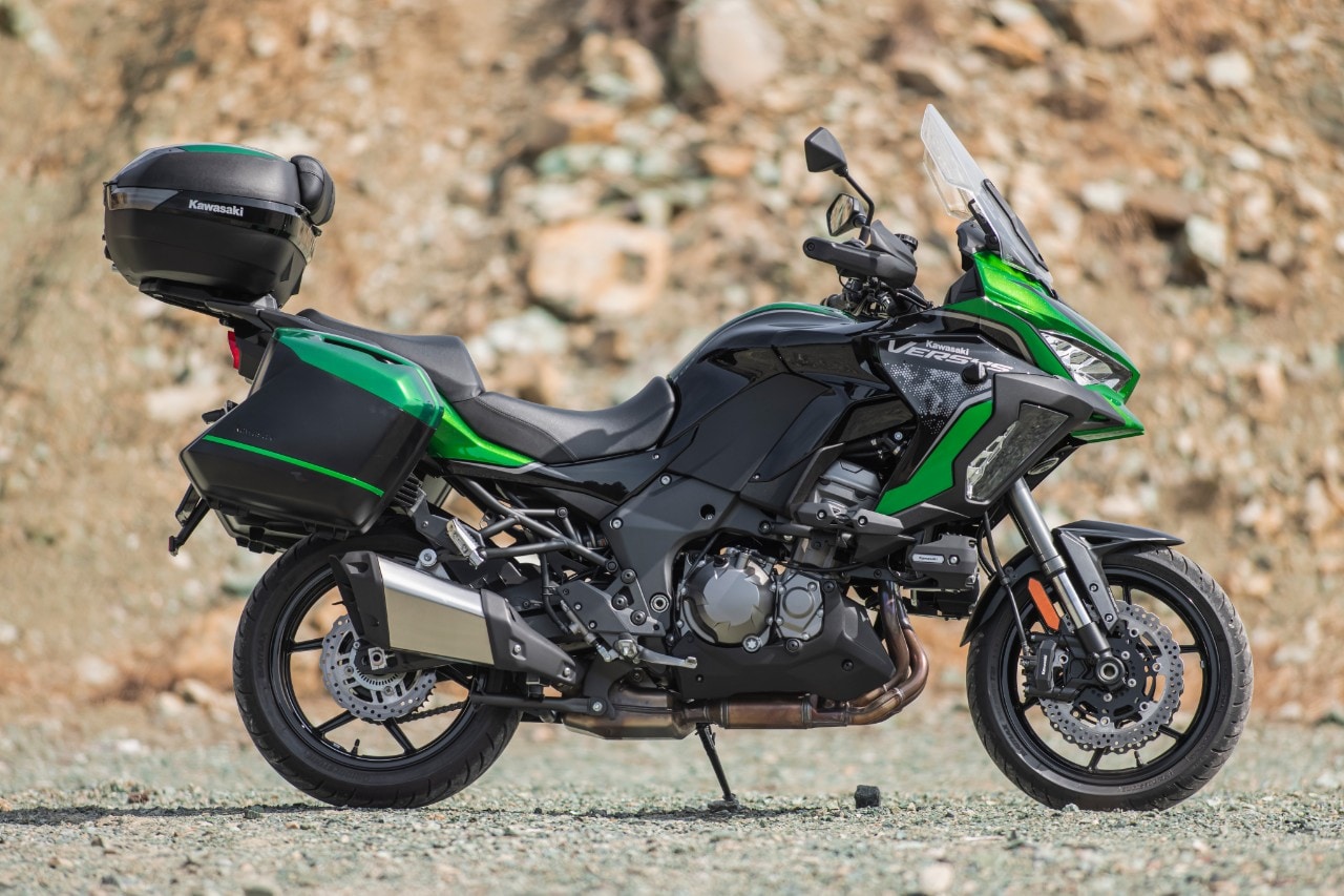 Kawasaki Versys 1000 SE Grand Tourer VS Suzuki GSX-S 1000 GT, variazioni sul tema!