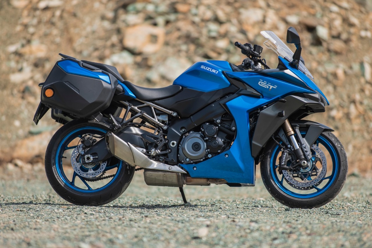 Kawasaki Versys 1000 SE Grand Tourer VS Suzuki GSX-S 1000 GT, variazioni sul tema!