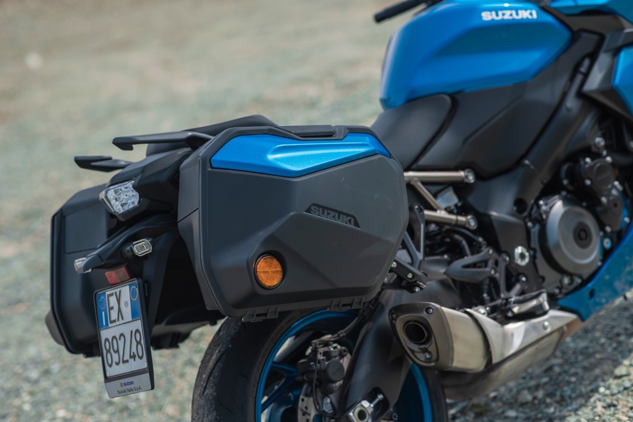 Kawasaki Versys 1000 SE Grand Tourer VS Suzuki GSX-S 1000 GT, variazioni sul tema!