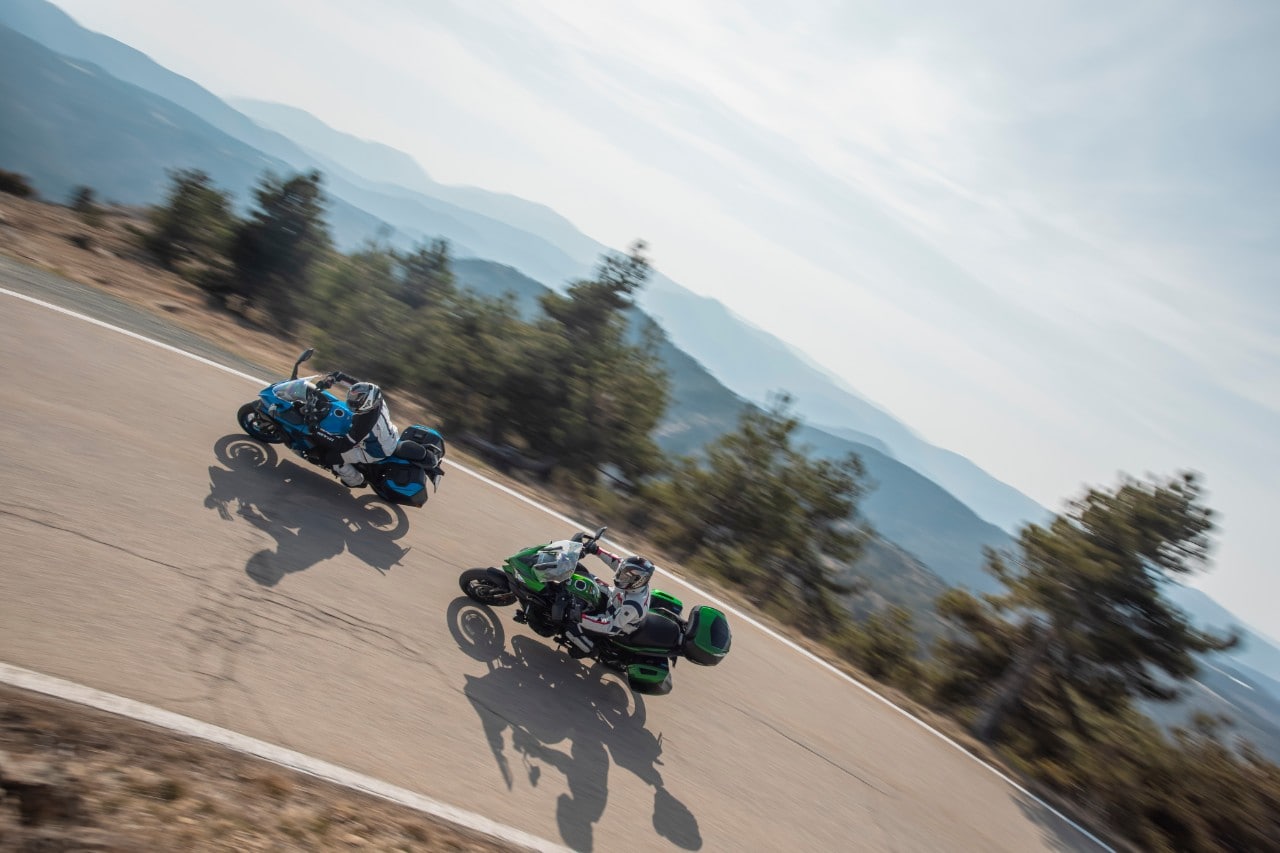 Kawasaki Versys 1000 SE Grand Tourer VS Suzuki GSX-S 1000 GT, variazioni sul tema!