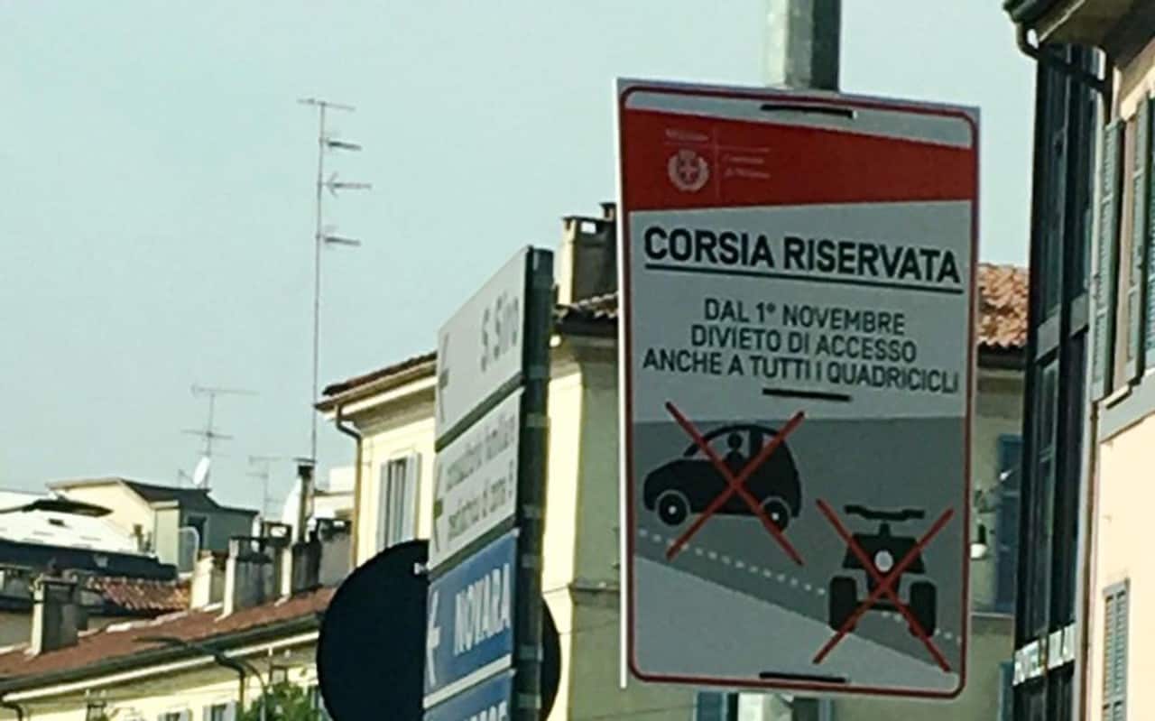 I ciclomotori possono circolare sulle corsie preferenziali