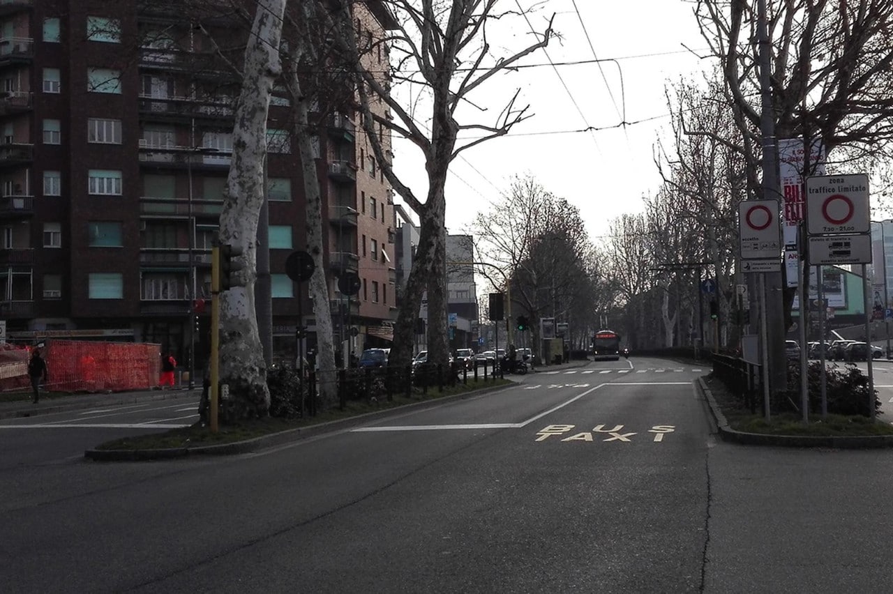 I ciclomotori possono circolare sulle corsie preferenziali