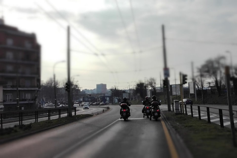Brutta sorpresa: durante le Olimpiadi invernali a Milano moto escluse dalle preferenziali-chiave