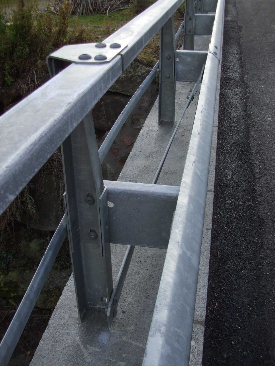 Guardrail moto: un decreto che poteva essere migliore. Ecco perché