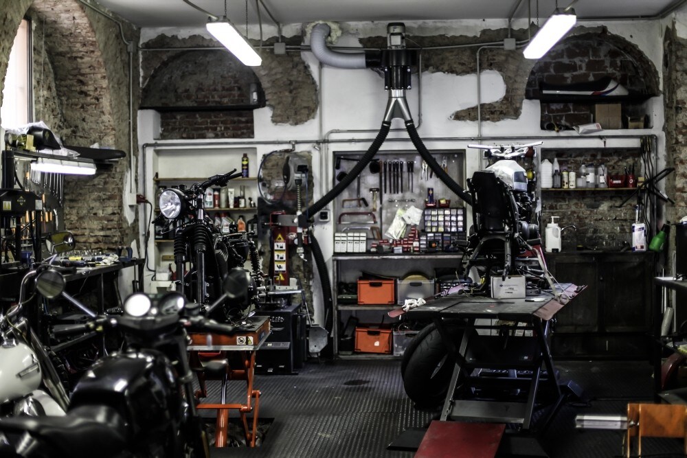 Il meccanico? Un lavoro da immigrati